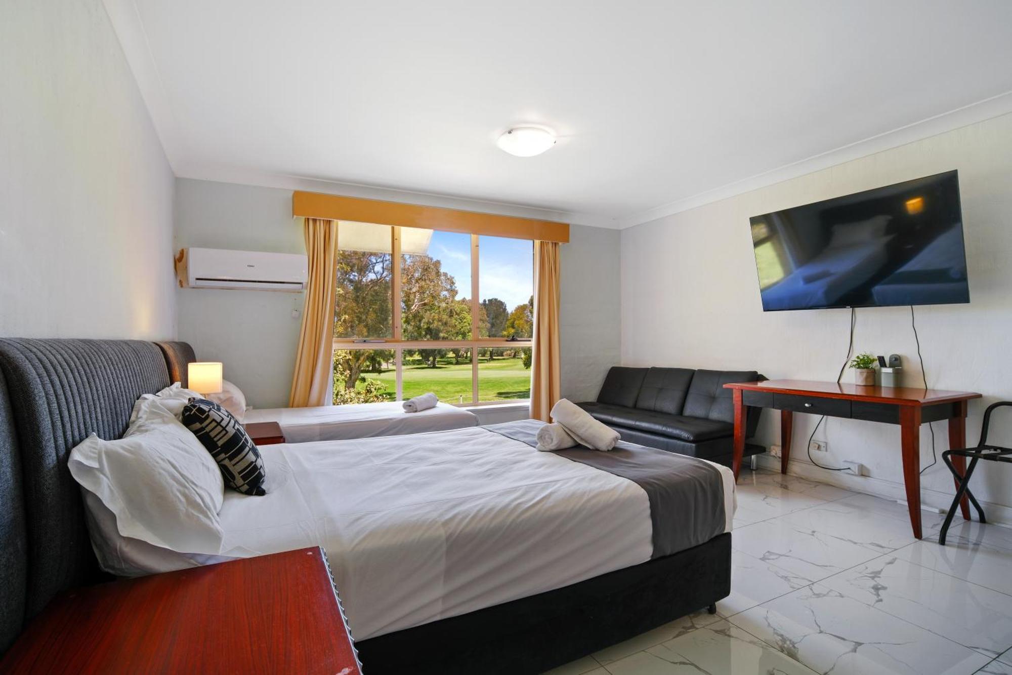 Golf Place Inn Wollongong Primbee Exteriér fotografie
